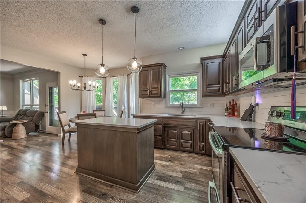 12825 Garnett Street — photo 13