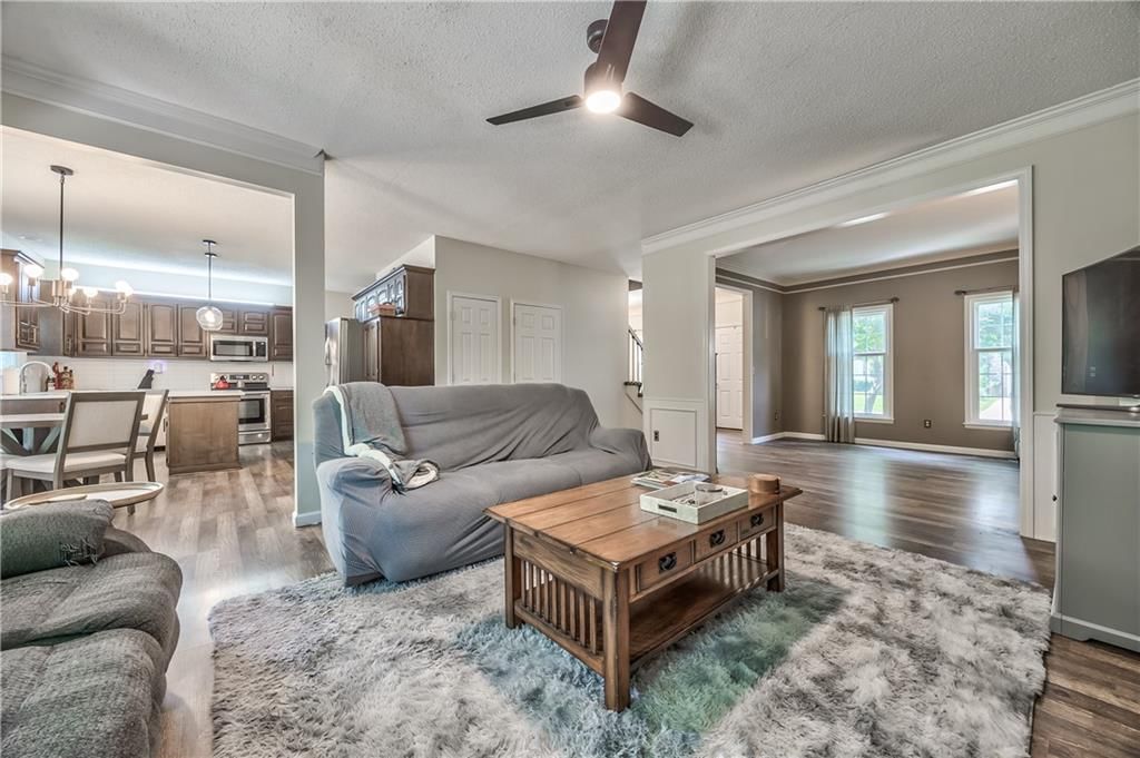 12825 Garnett Street — photo 7