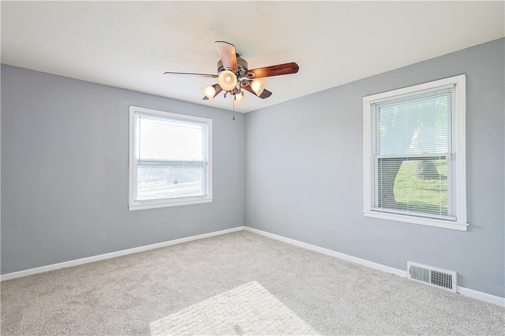 5305 St Joseph Avenue — photo 13