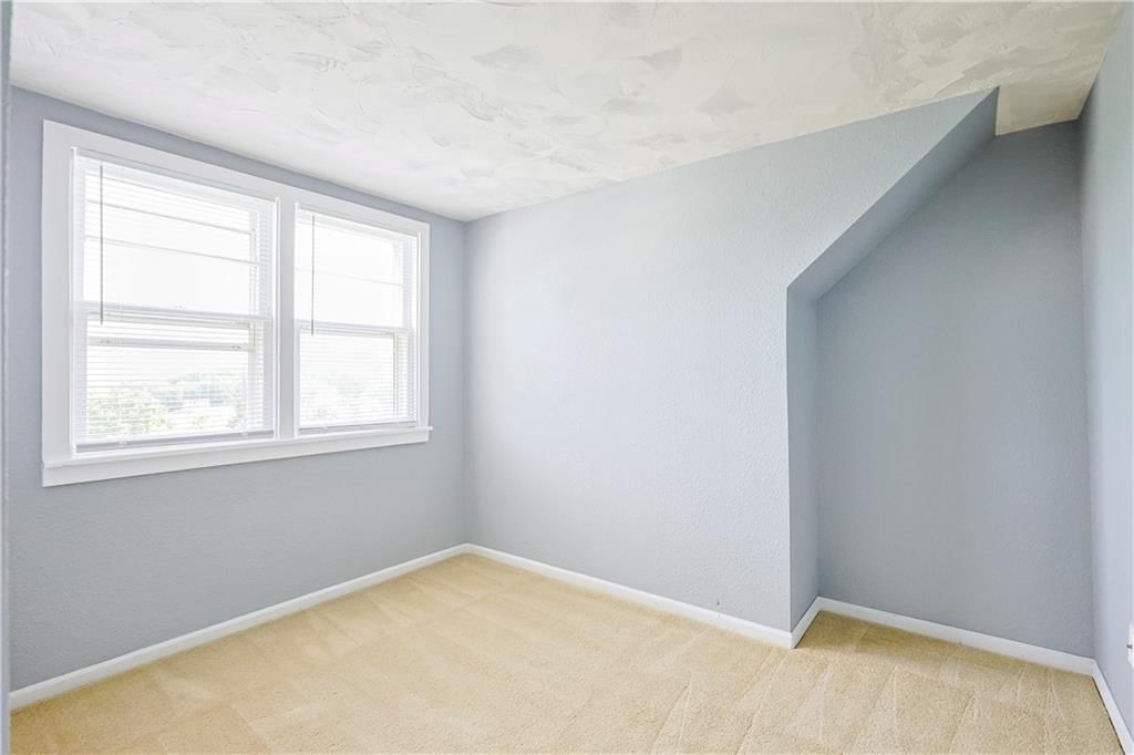 5305 St Joseph Avenue — photo 22