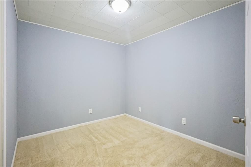 5305 St Joseph Avenue — photo 35