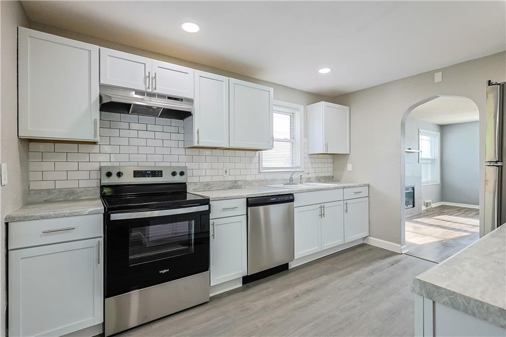 5305 St Joseph Avenue — photo 6