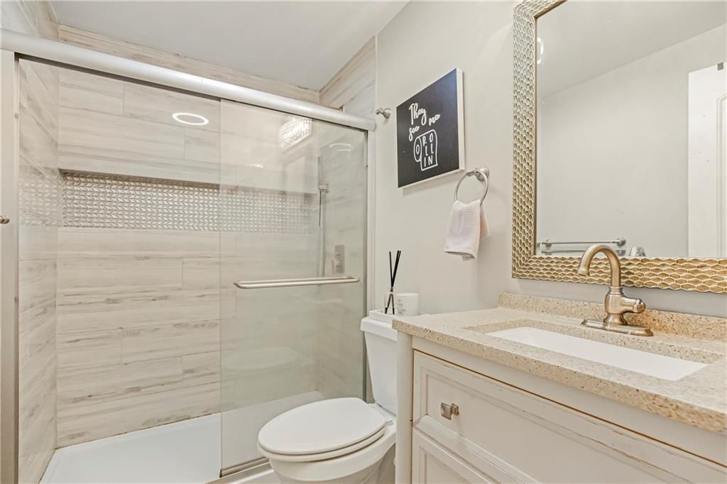 4238 Norledge Avenue — photo 18