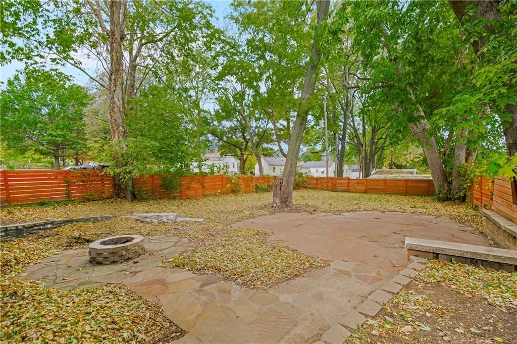 4238 Norledge Avenue — photo 26