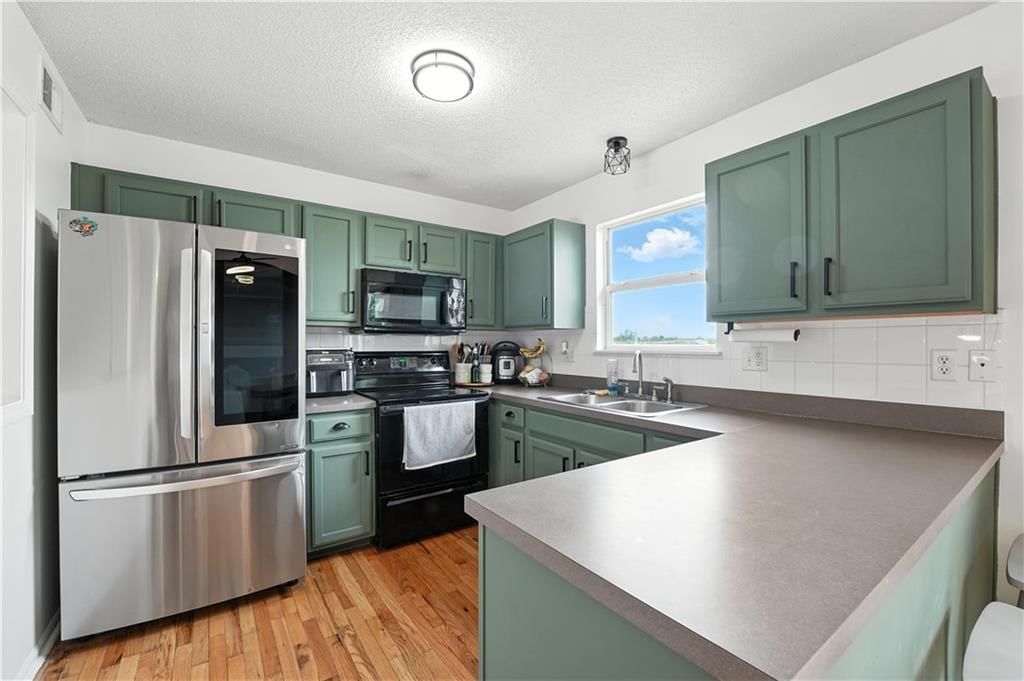 32655 W 174th Terrace — photo 9