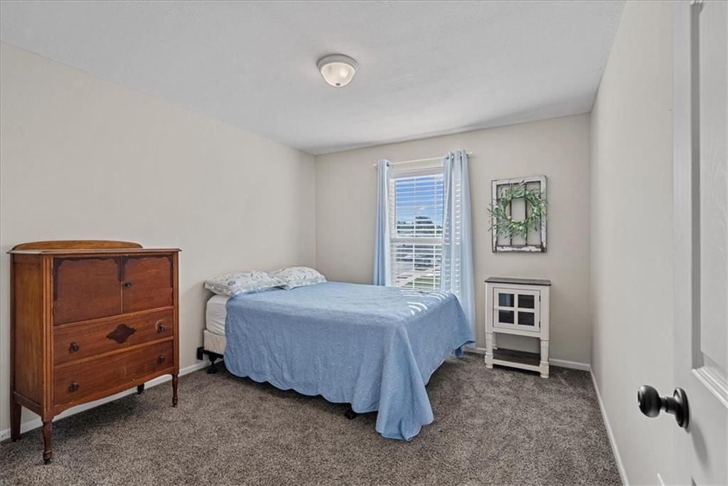 12102 S Monroe Street — photo 18