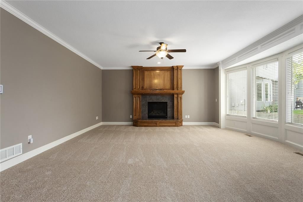 6017 Theden Street — photo 13