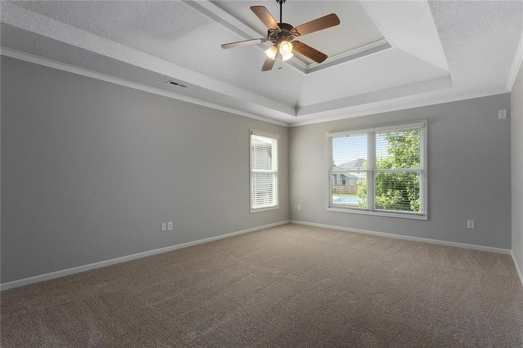 6017 Theden Street — photo 15