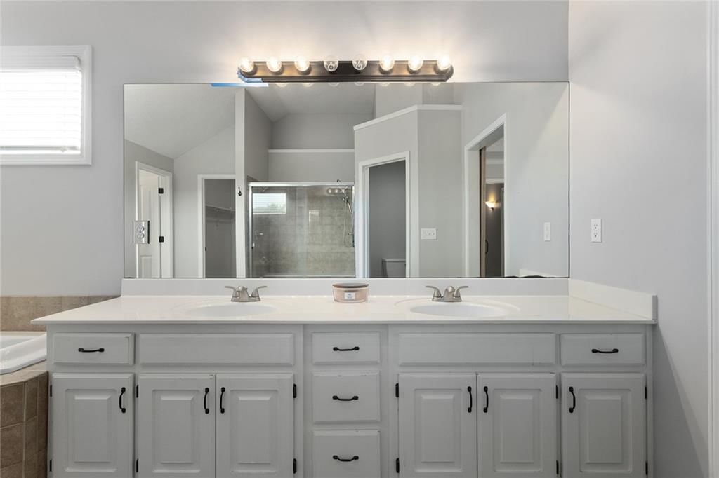 6017 Theden Street — photo 18