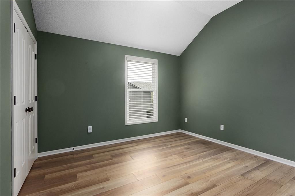 6017 Theden Street — photo 23