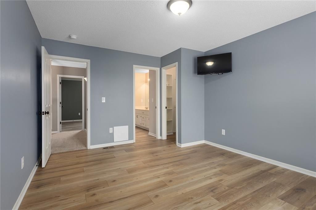 6017 Theden Street — photo 26