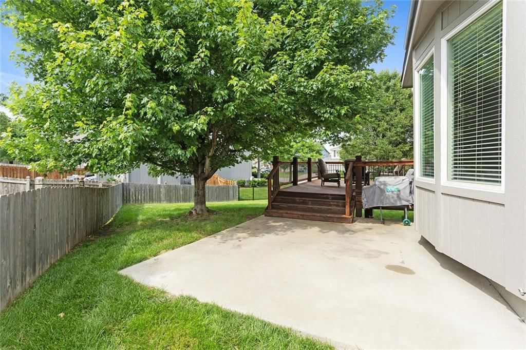 6017 Theden Street — photo 39