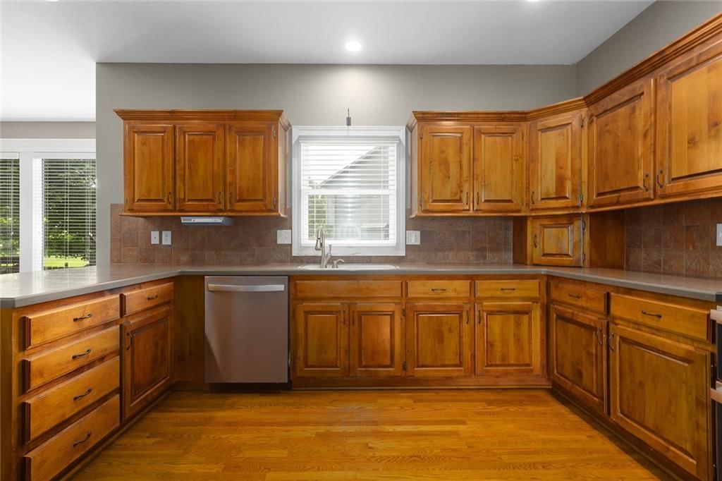 6017 Theden Street — photo 7