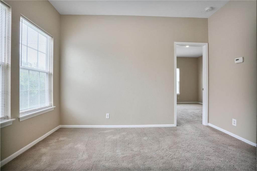 653 S WOODSON Lane — photo 11