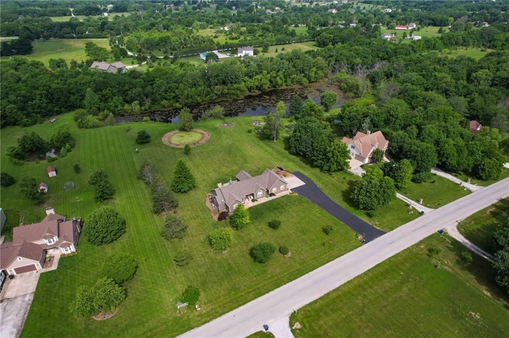 23800 Lucille Lane — photo 41
