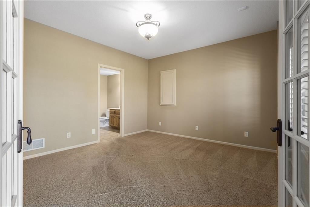 10610 N Garfield Avenue — photo 37