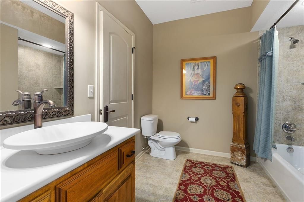 10610 N Garfield Avenue — photo 42