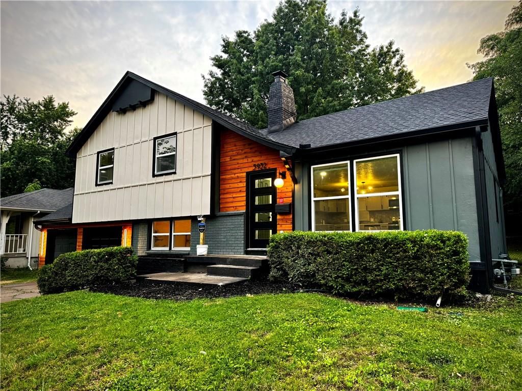 5932 Sterling Avenue — photo 3
