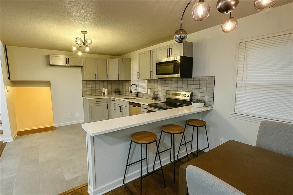 5932 Sterling Avenue — photo 5