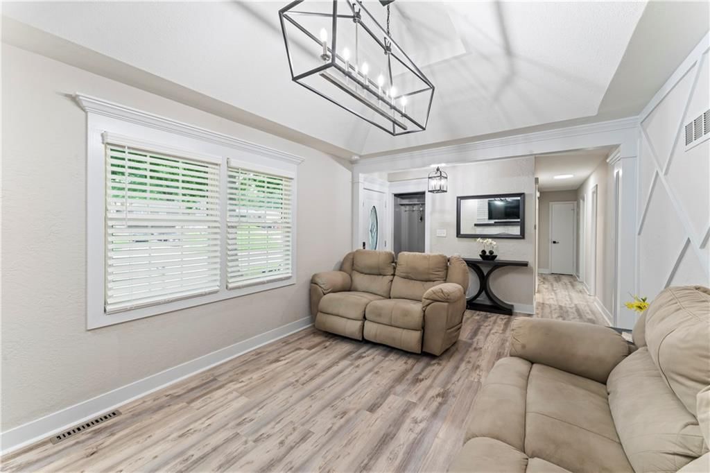 3005 Elmira Court — photo 6