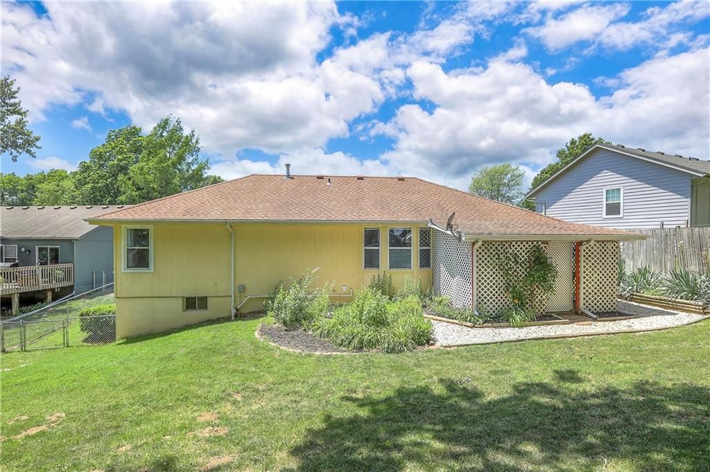 1705 N Jones Court — photo 33