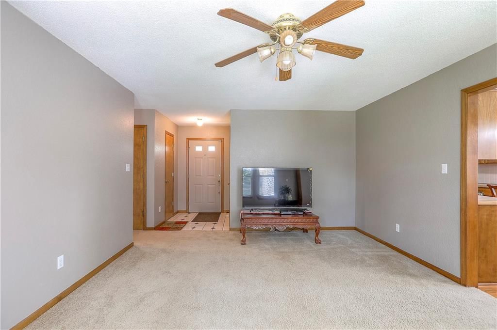 1705 N Jones Court — photo 8