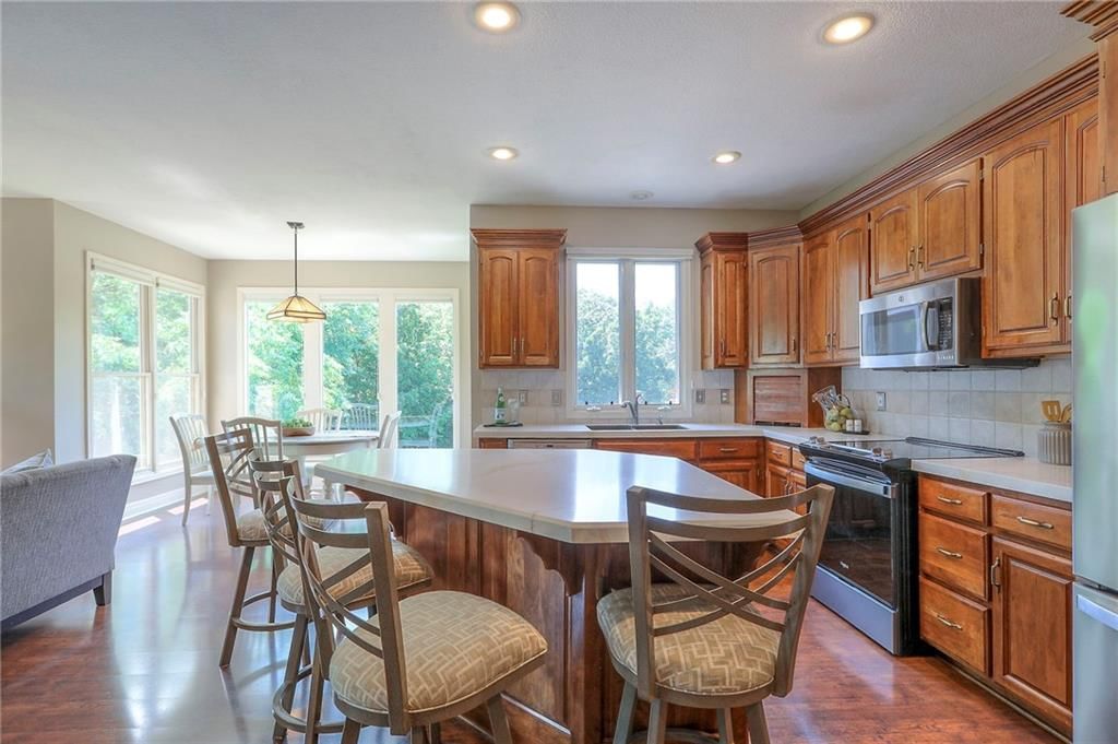 16042 Overbrook Lane — photo 23