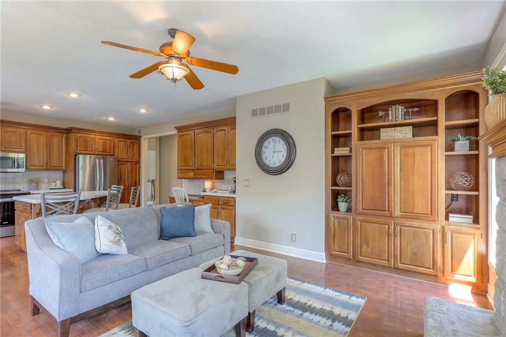 16042 Overbrook Lane — photo 34