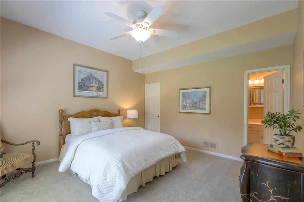 16042 Overbrook Lane — photo 46