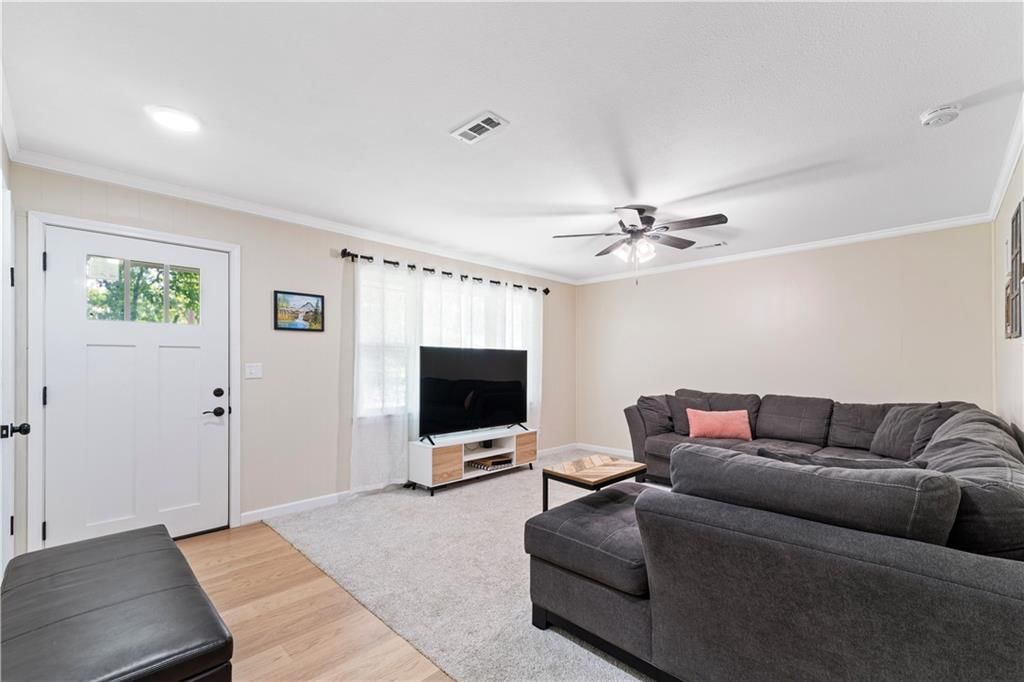 404 Slenker Street — photo 11