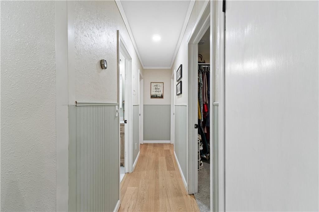 404 Slenker Street — photo 17