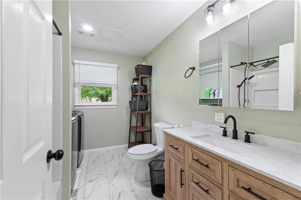404 Slenker Street — photo 18