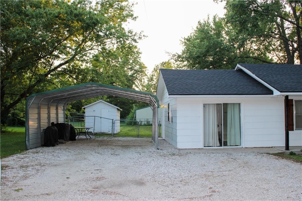 404 Slenker Street — photo 32