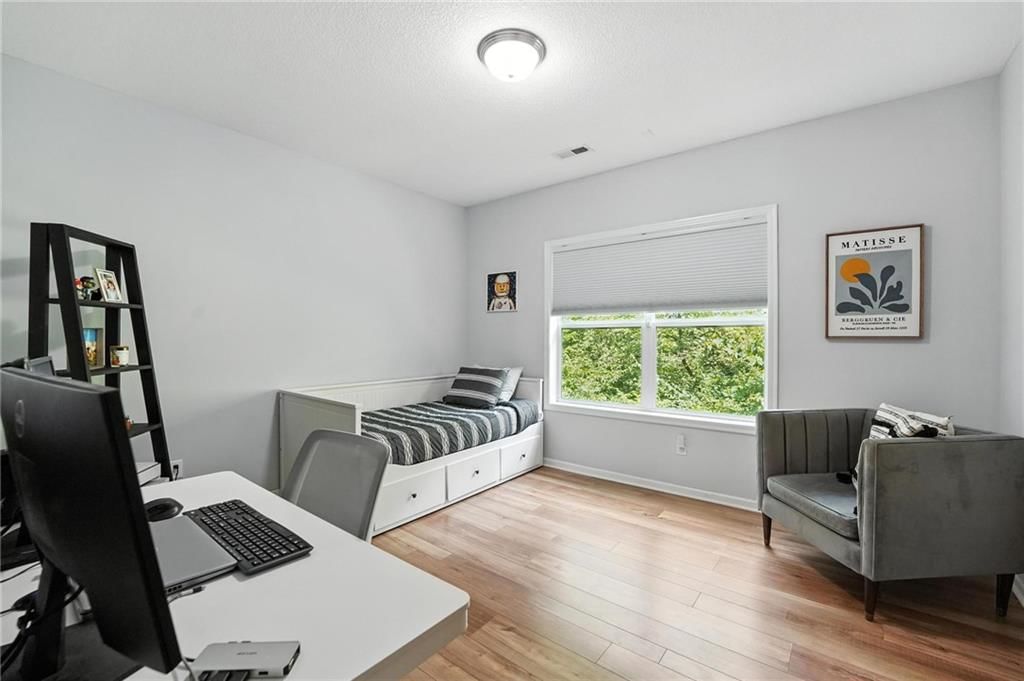 6100 Westwood Court — photo 36