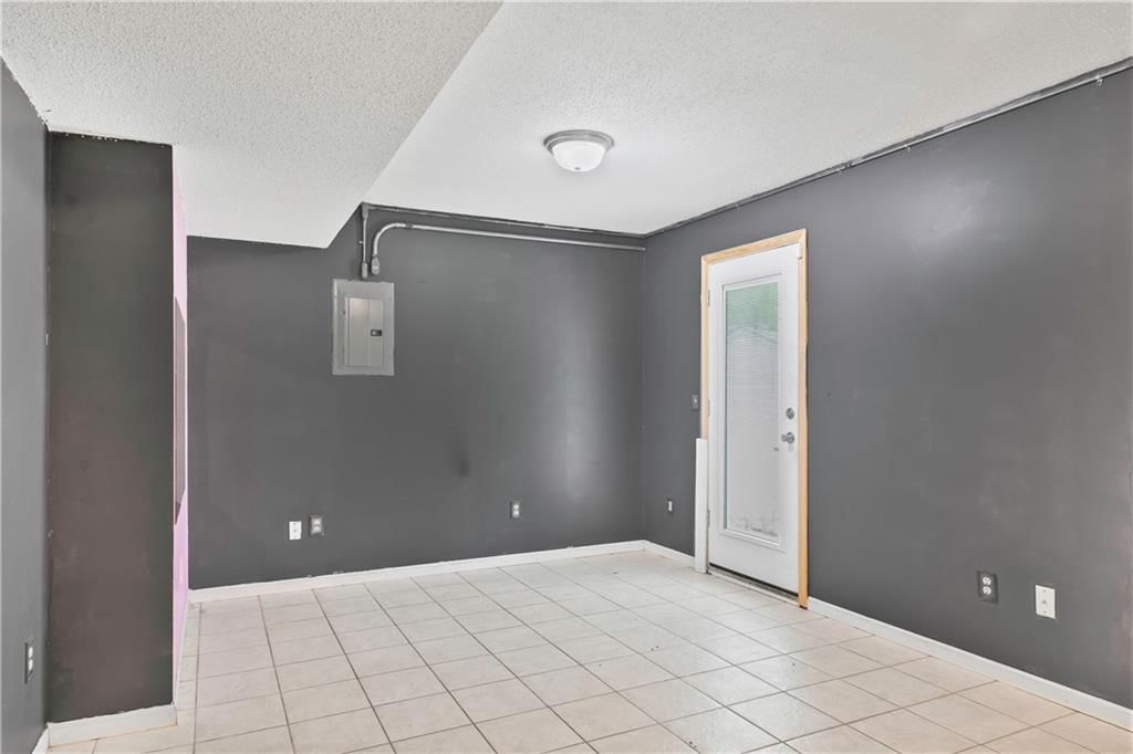 5615 N Richmond Avenue — photo 21
