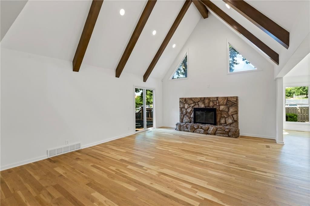 10136 Barton Street — photo 12