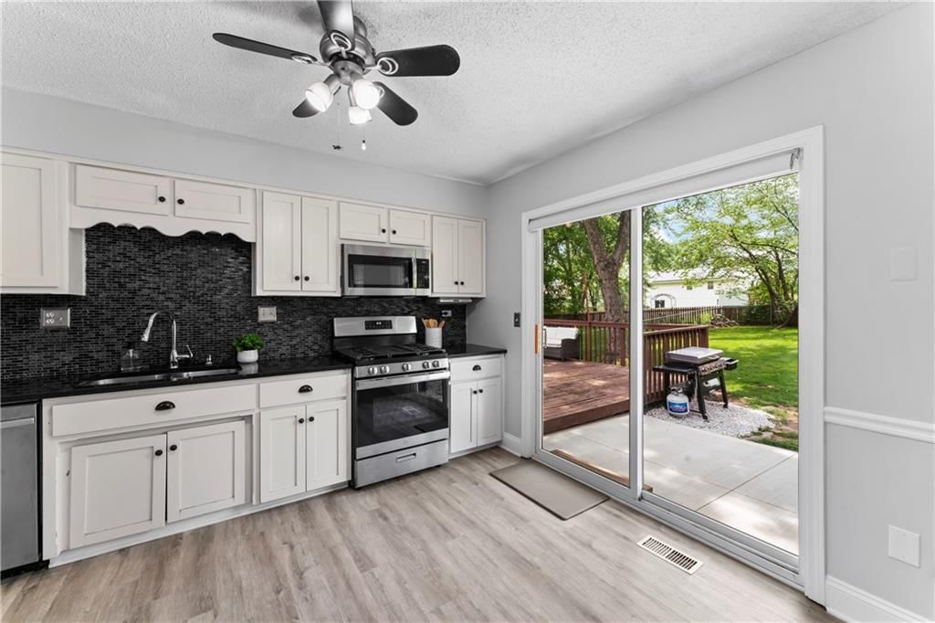 6500 N Jarboe Street — photo 11
