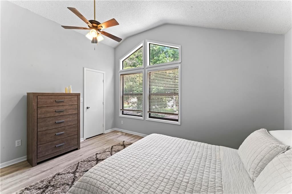 6500 N Jarboe Street — photo 27