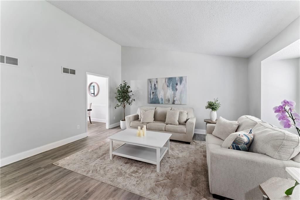 6500 N Jarboe Street — photo 6