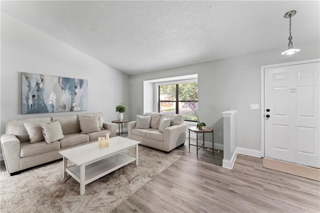 6500 N Jarboe Street — photo 7