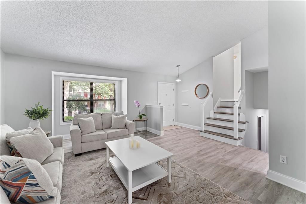 6500 N Jarboe Street — photo 8