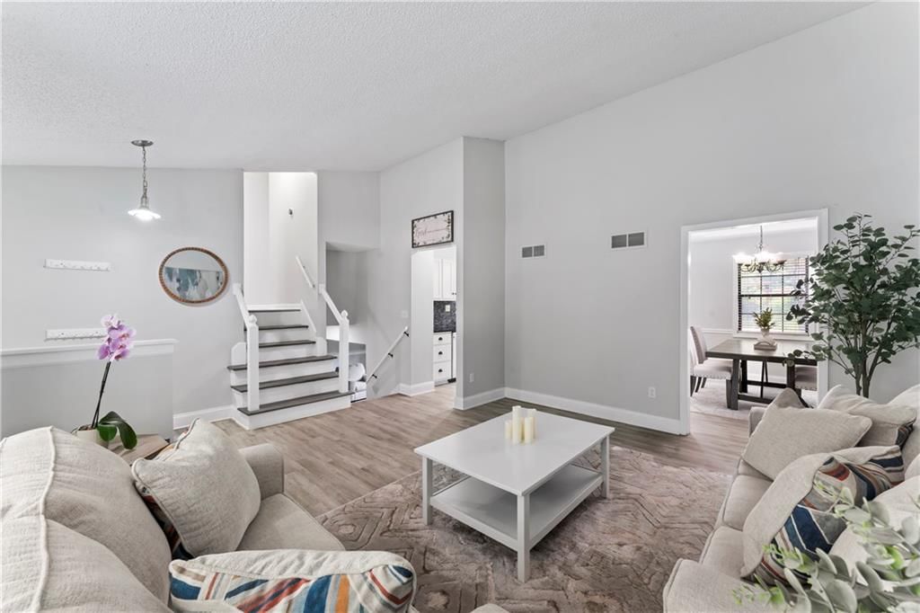 6500 N Jarboe Street — photo 9