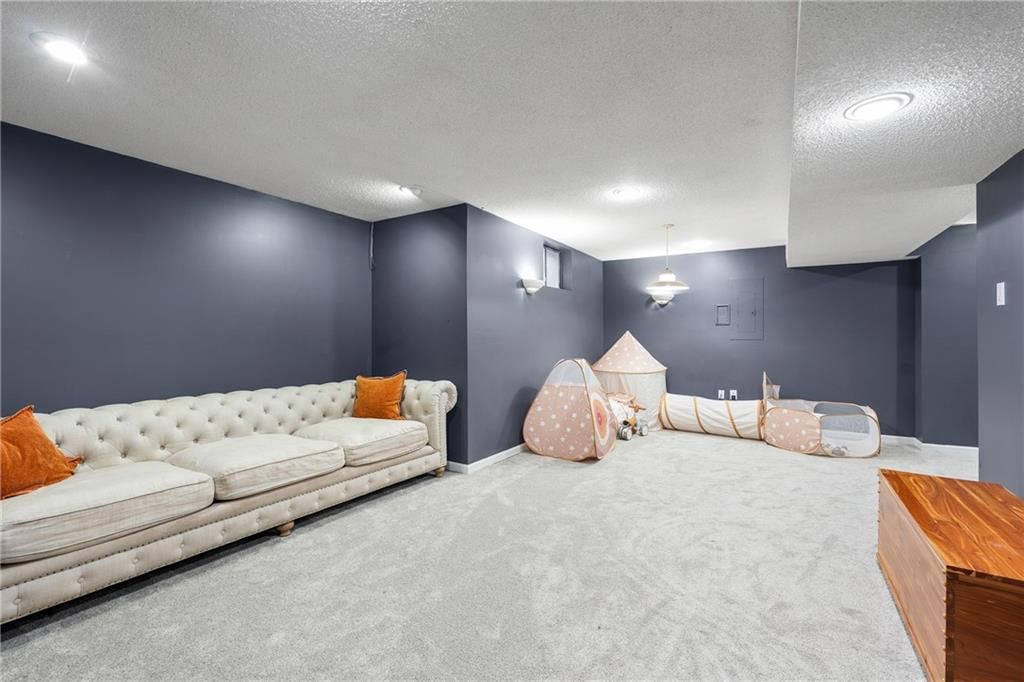 14712 Woodward Street — photo 31