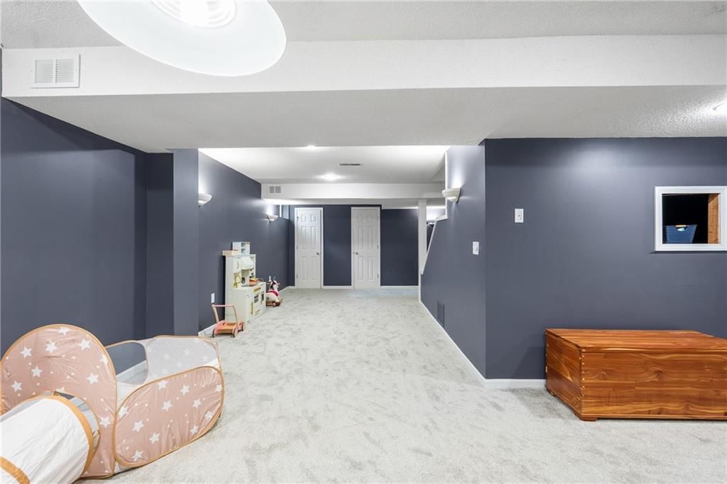 14712 Woodward Street — photo 32
