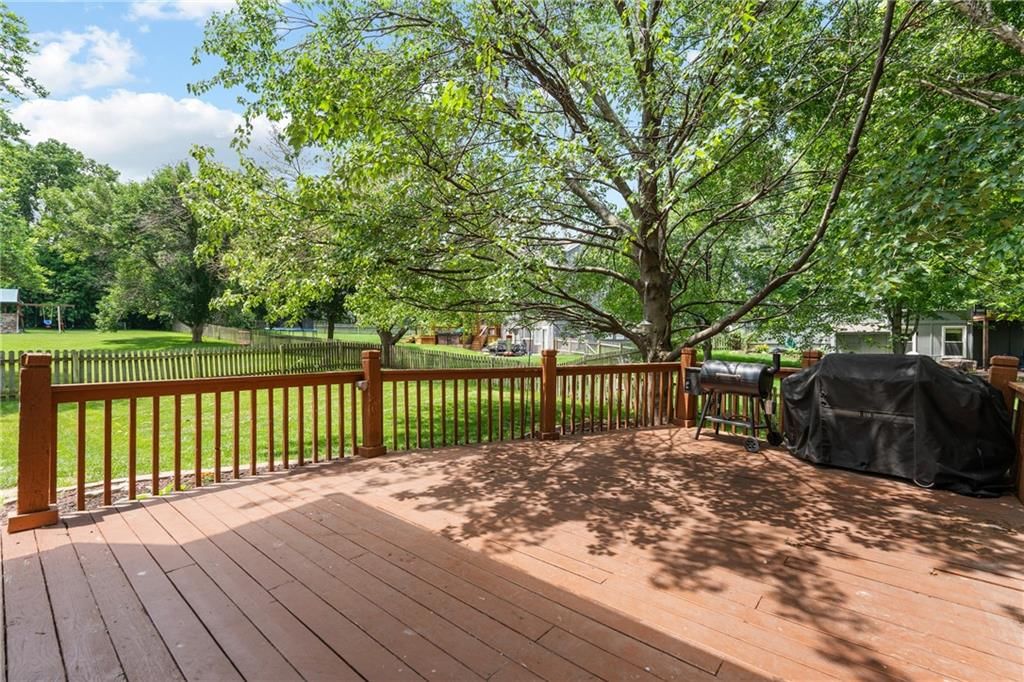 14712 Woodward Street — photo 35