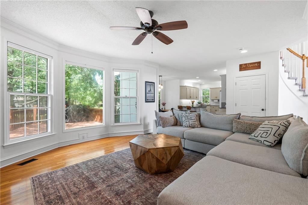 14712 Woodward Street — photo 5