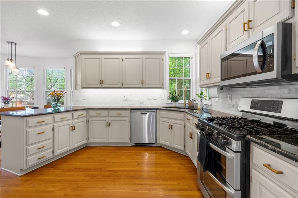 14712 Woodward Street — photo 9
