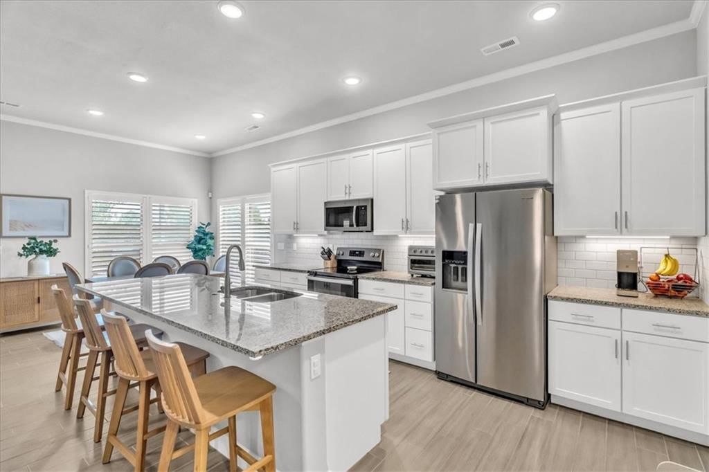 21404 W 47th Terrace — photo 4