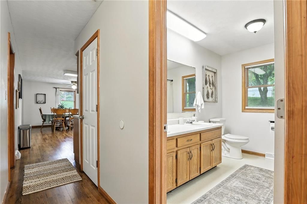 106 E Forrest Lane — photo 12