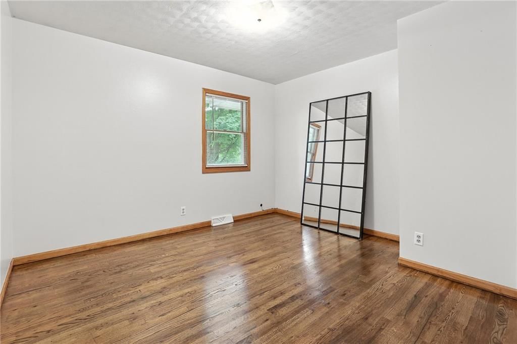 106 E Forrest Lane — photo 16